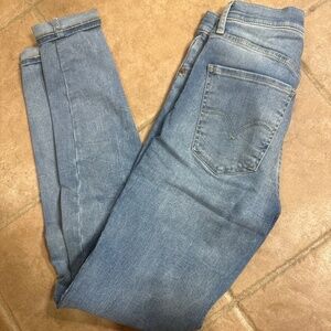 Women’s Jeans